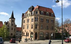 Klein Apartment mit 2 Ferienwohnungen